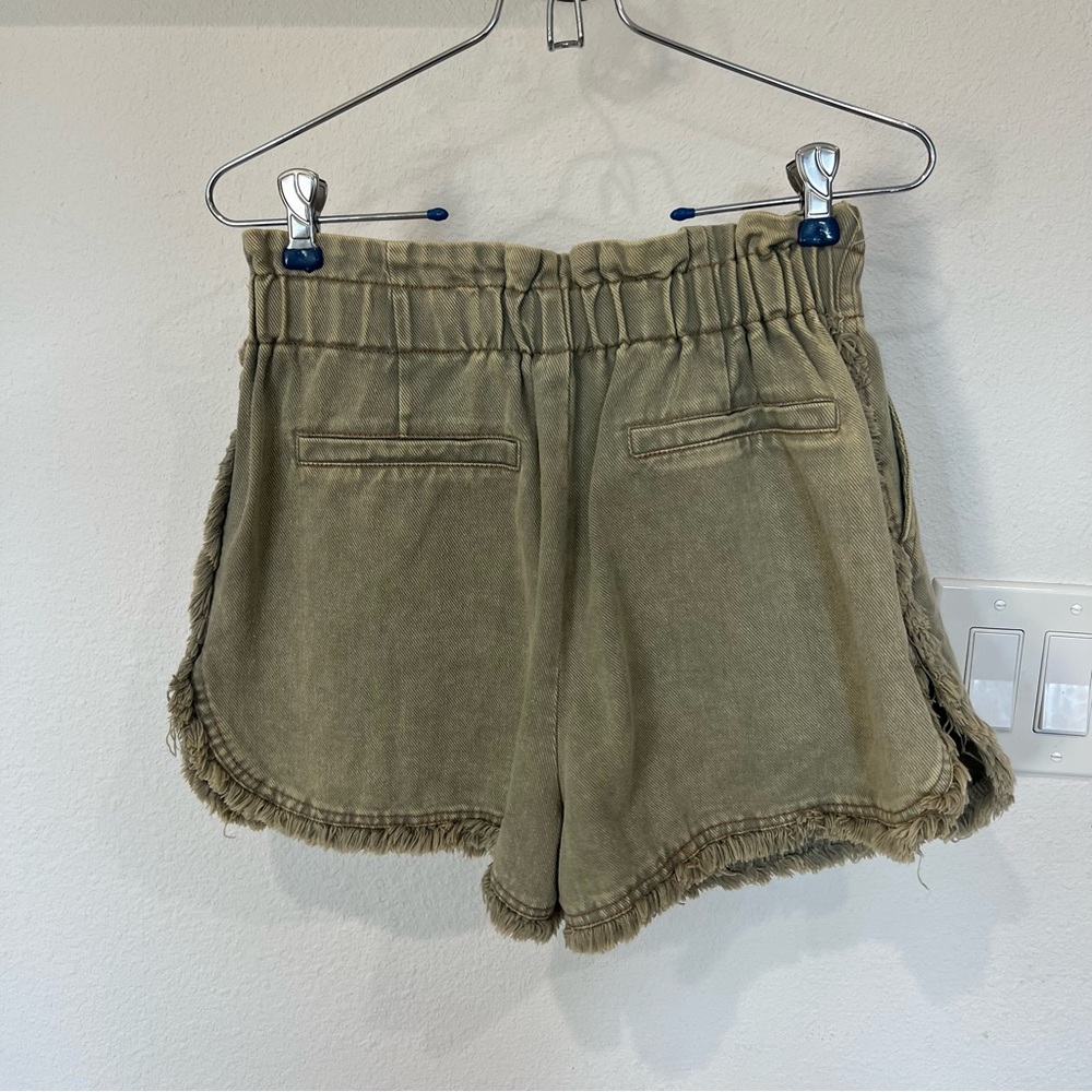 FATE • NWT distressed shorts - Picture 5 of 7